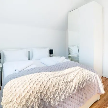 Sun & Snow, Domki Sikorskiego II Apartamento