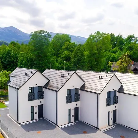 Sikorskiego Ii, Sun & Snow * Karpacz